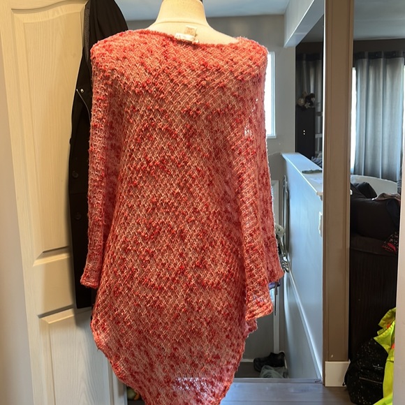 Northern Reflections poncho - Picture 7 of 7